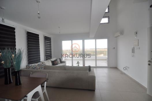 2+1 Duplex Wohnung Im Zentrum Von Gazimağusa Zu Verkaufen | Meerblick, Komfortables Wohnen